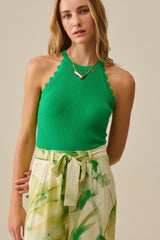 Camisola de alças verde com detalhe canelado nas axilas