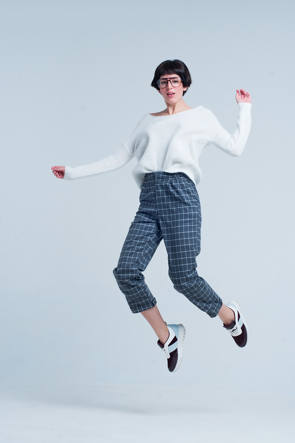 Grey Pants in White check Print - Trousers