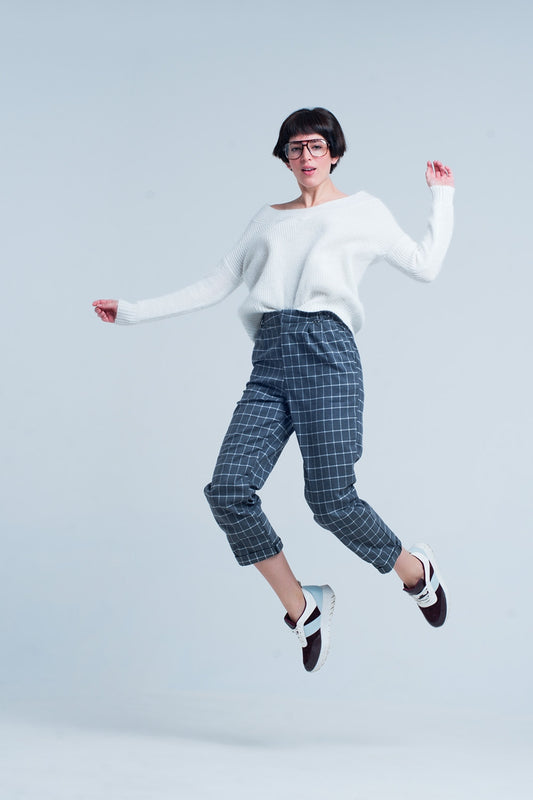 Grey Pants in White check Print - Trousers
