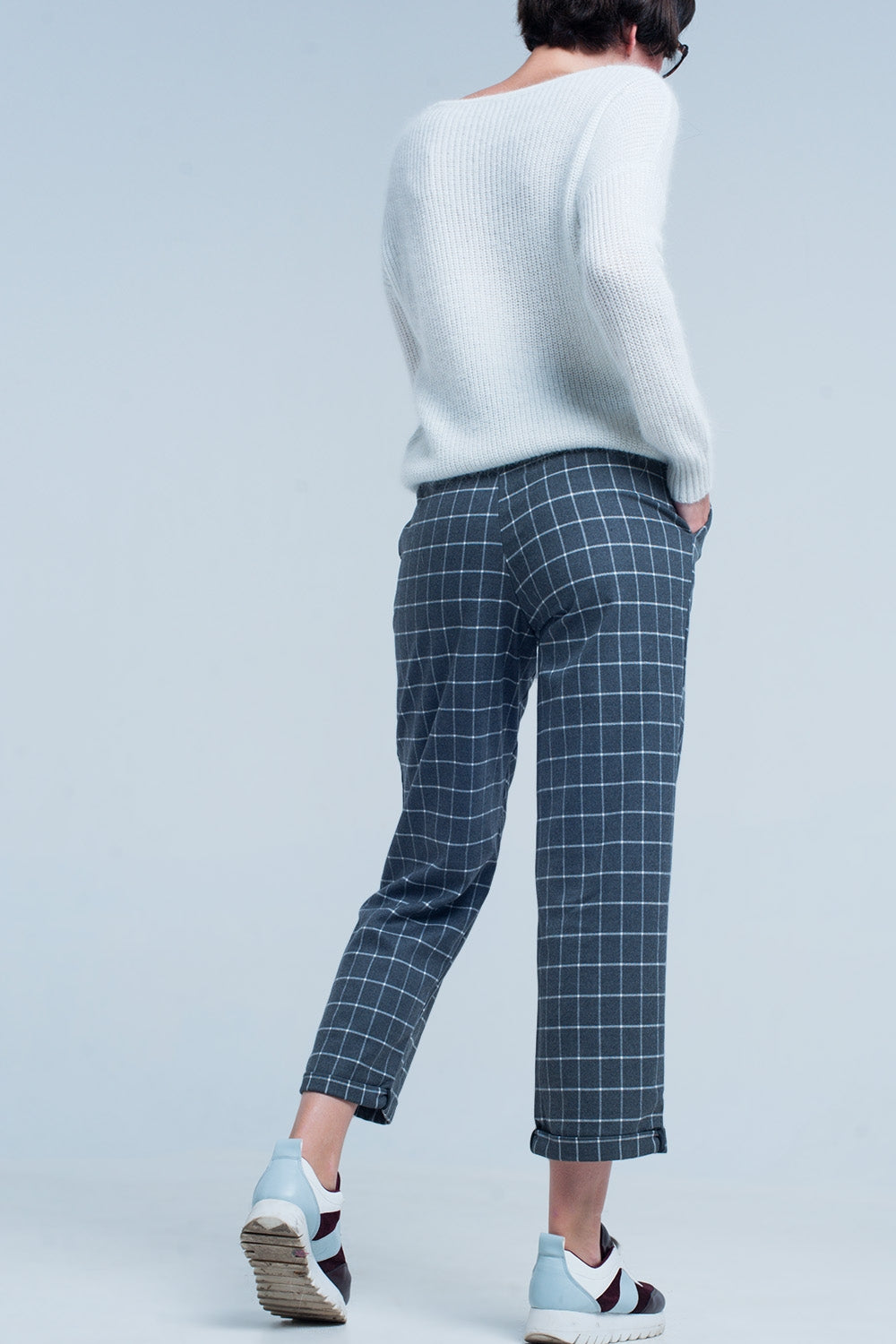 Grey Pants in White check Print - Trousers
