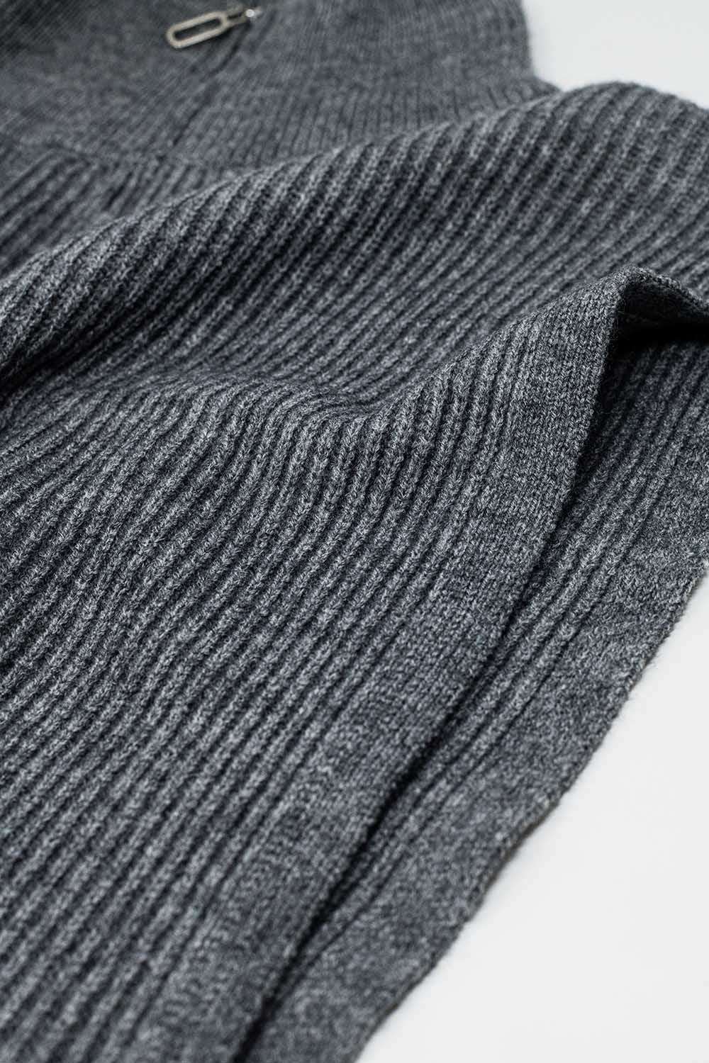 Grey sleeveless turtleneck sweater with zipper closure - Jumpers