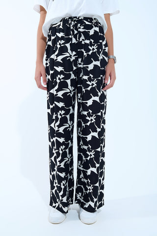 Hawaiian Floral Print Straight Pants in Black and White