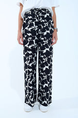 Hawaiian Floral Print Straight Pants in Black and White
