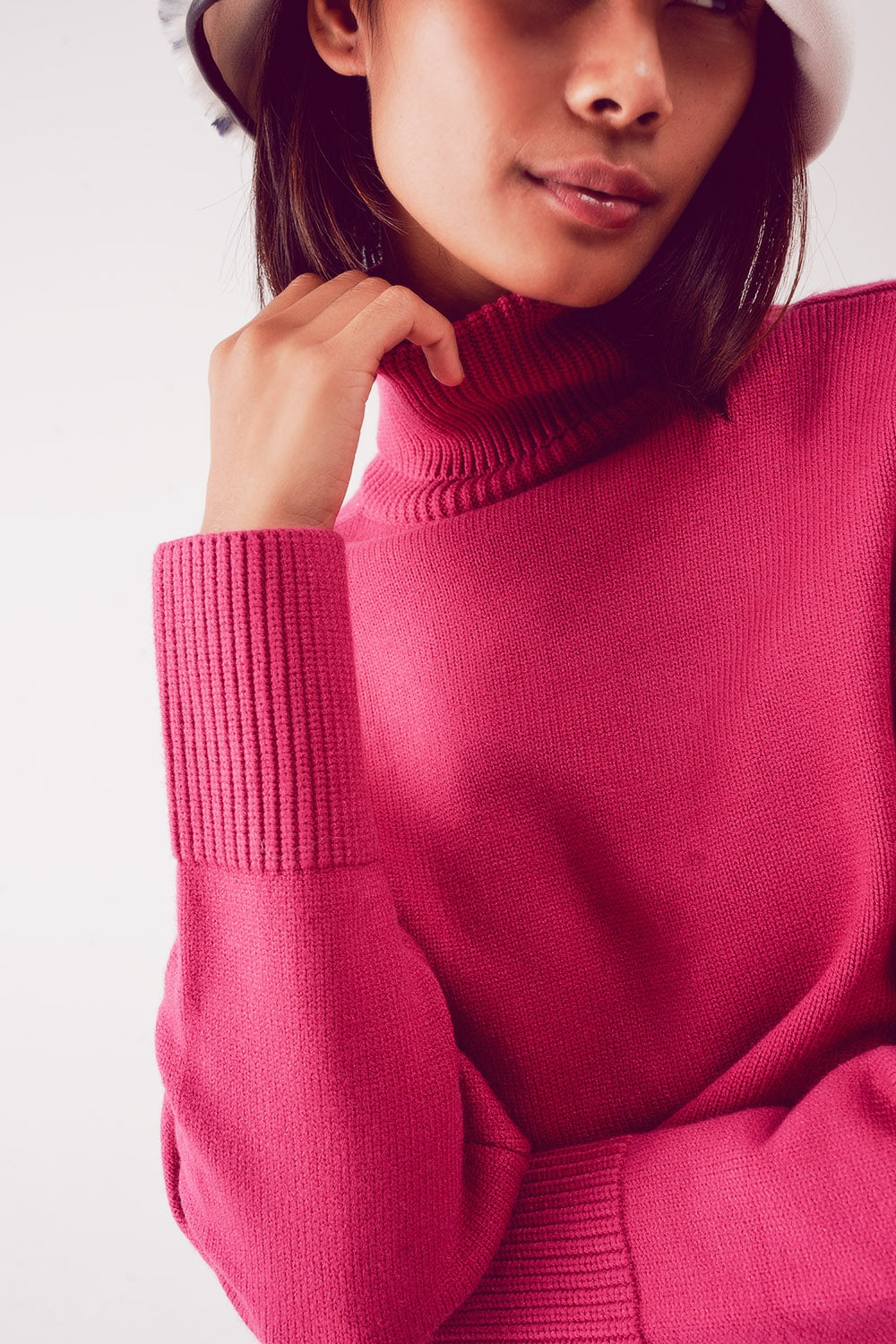 High neck cropped jumper in fuchsia - Sweaters