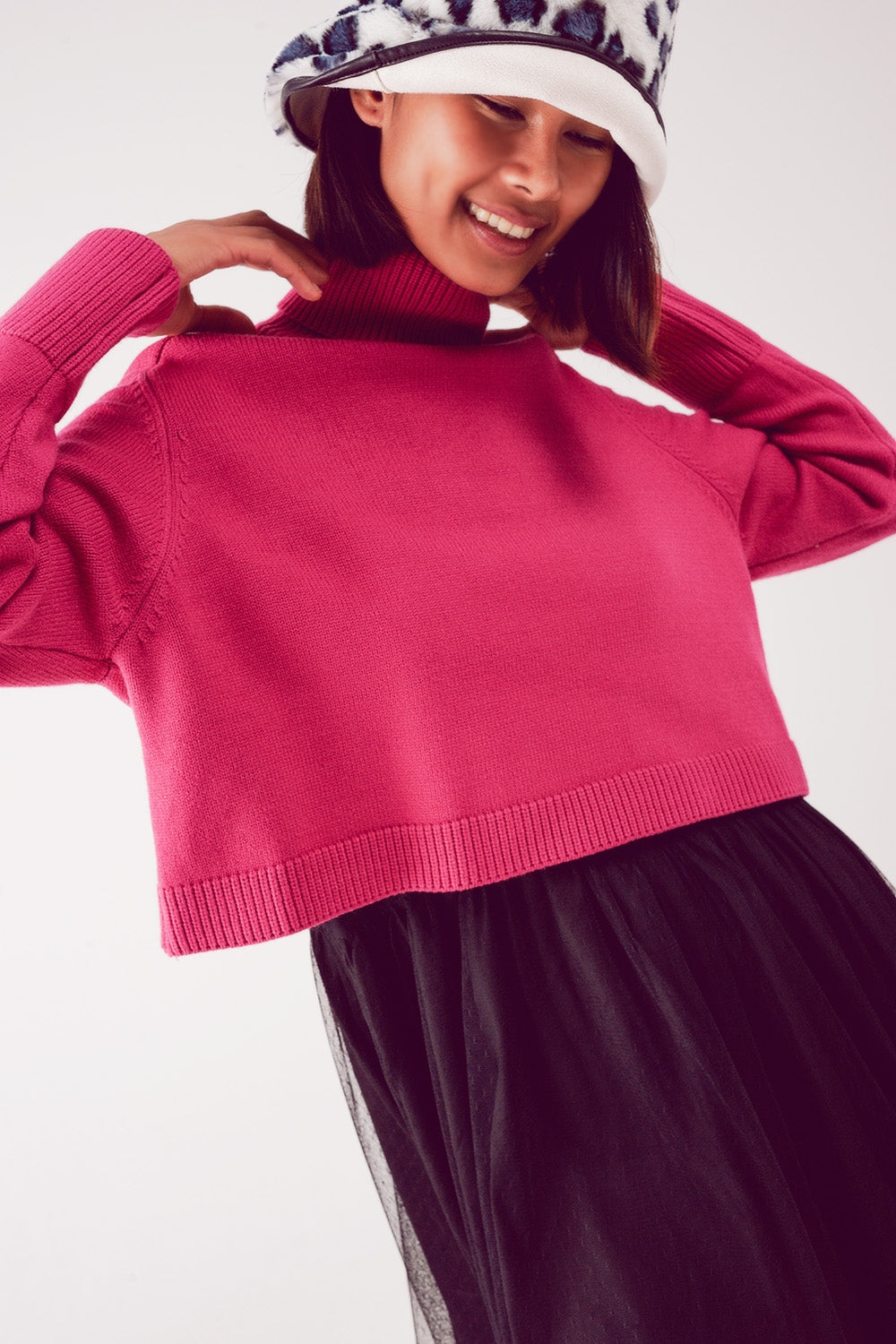 High neck cropped jumper in fuchsia - Sweaters