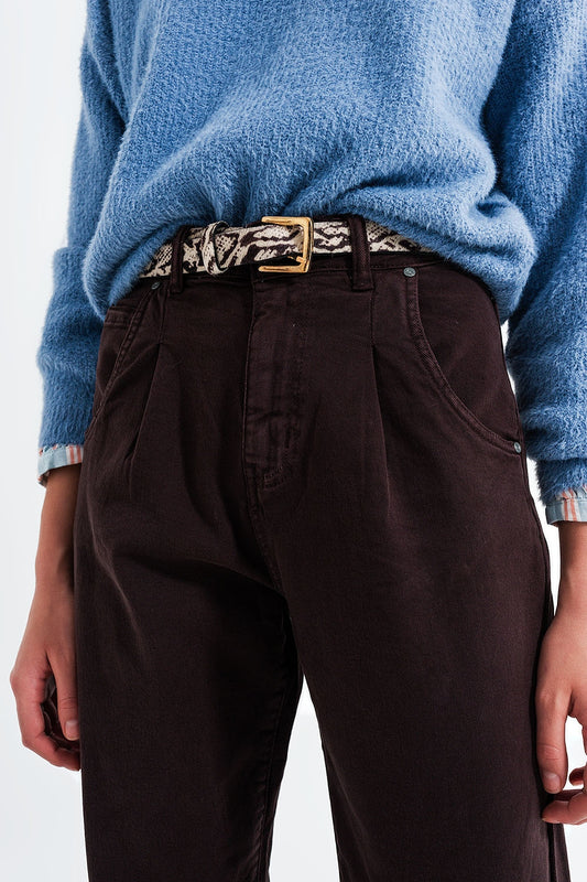 High rise jeans with pleat front in brown - Jeans