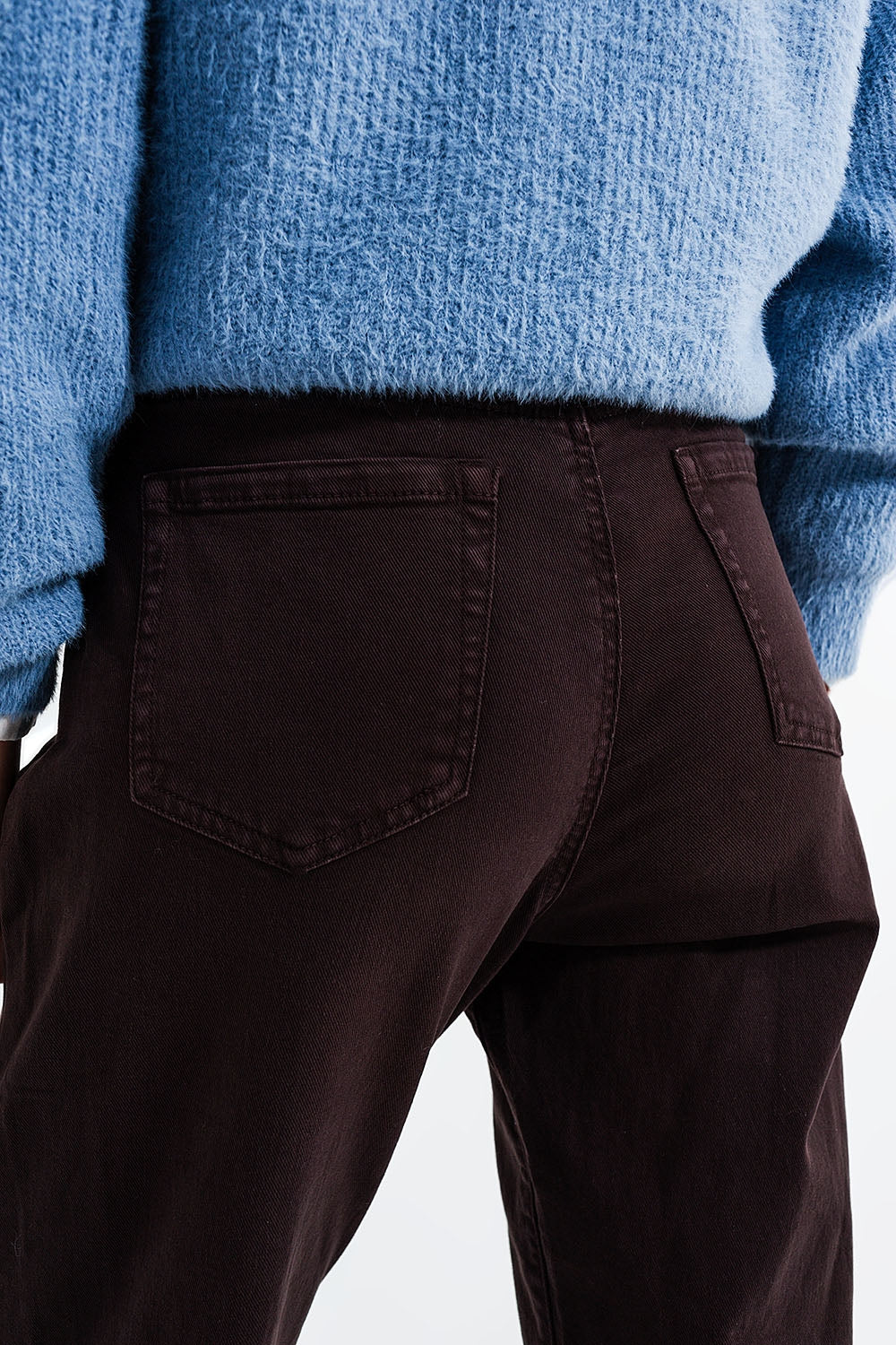 High rise jeans with pleat front in brown - Jeans