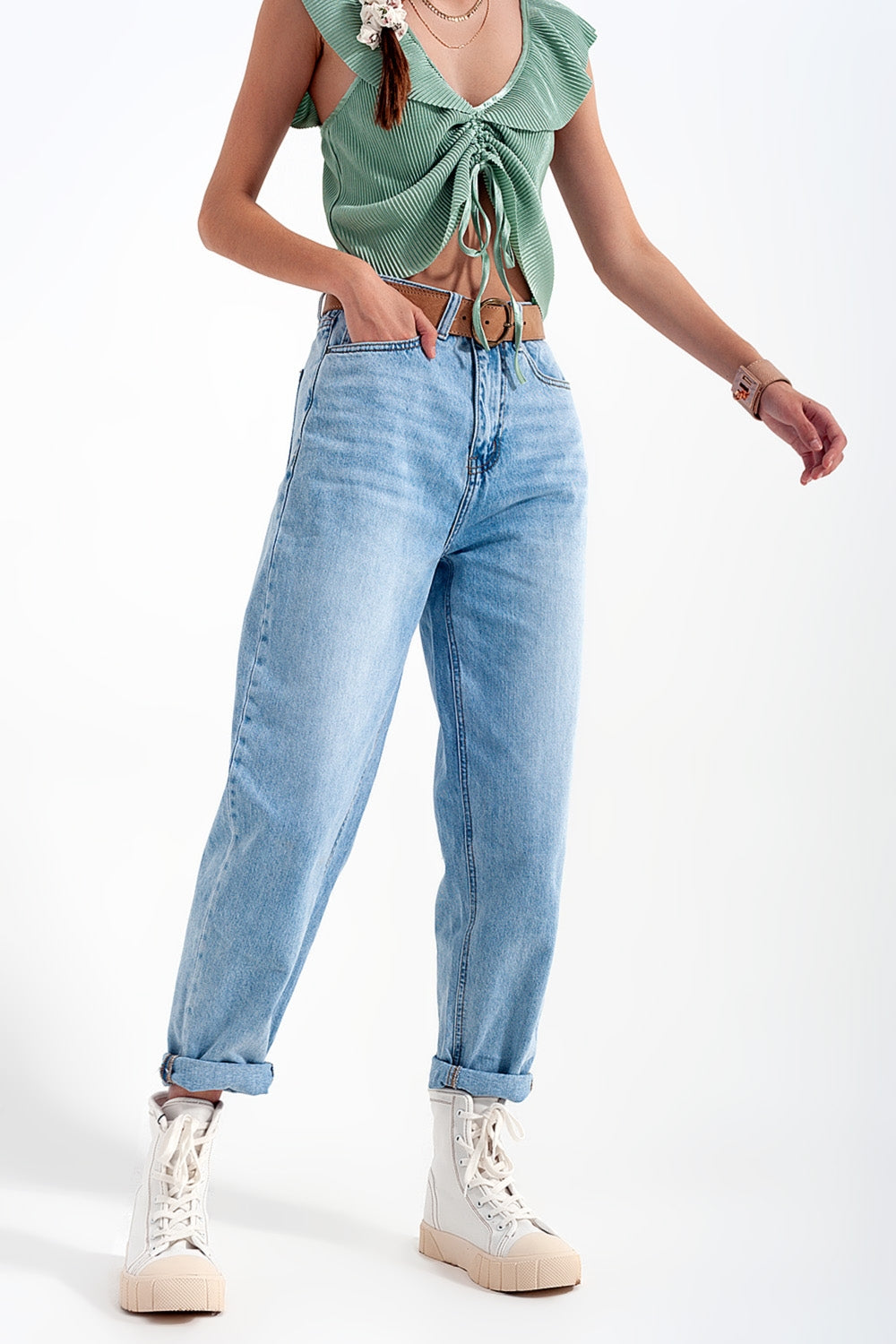 High waist straight leg jeans in light wash - Jeans