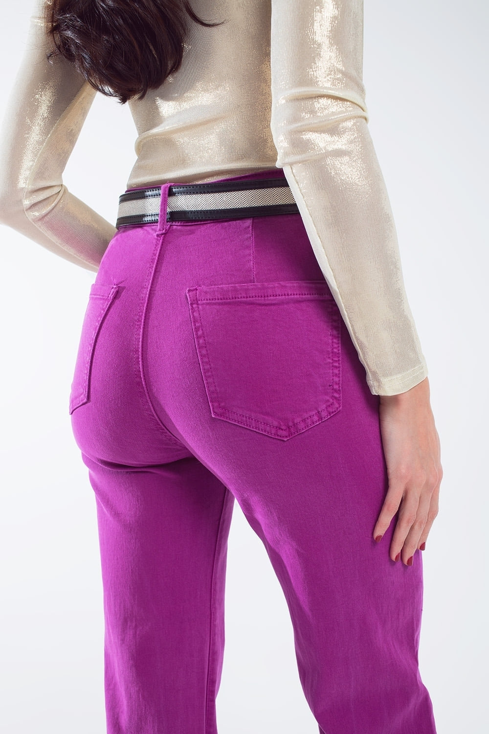 high waisted front pockets flare jeans in magenta - Jeans