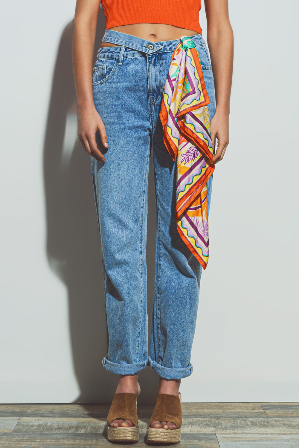 Jeans with Belt Detail in Med Wash - Jeans