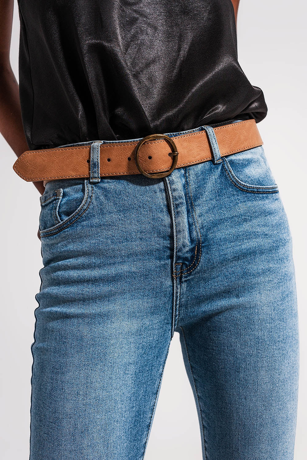 Jeans with frayed hem in light blue - Jeans