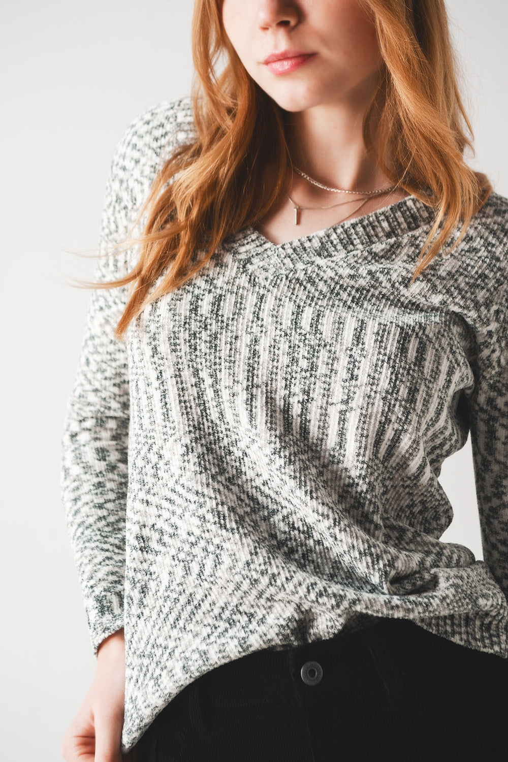 Jumper in chenille in black - Jumpers