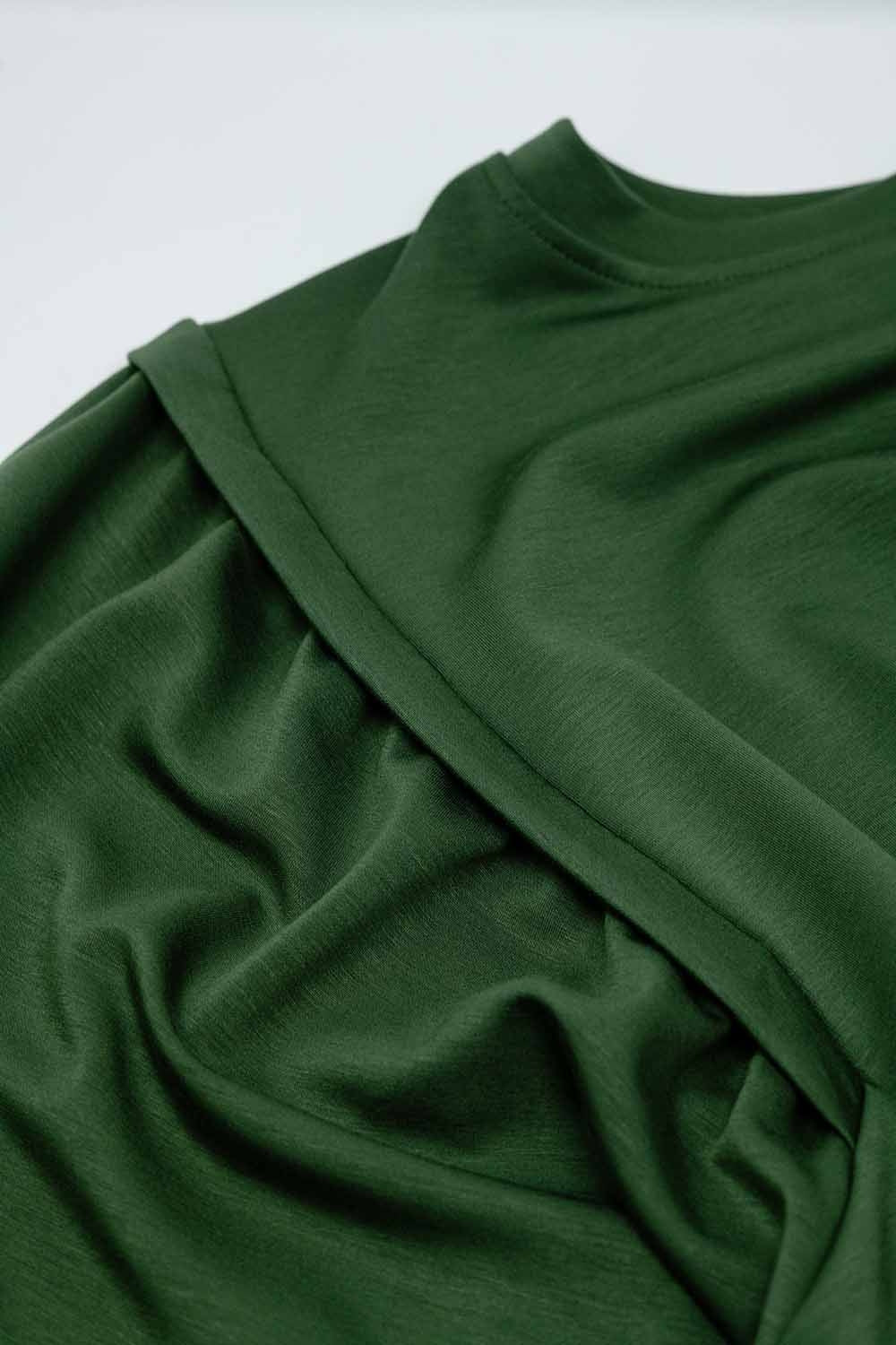 Khaki long-sleeved sweatshirts with frontal sewn details on the sides - Sweaters