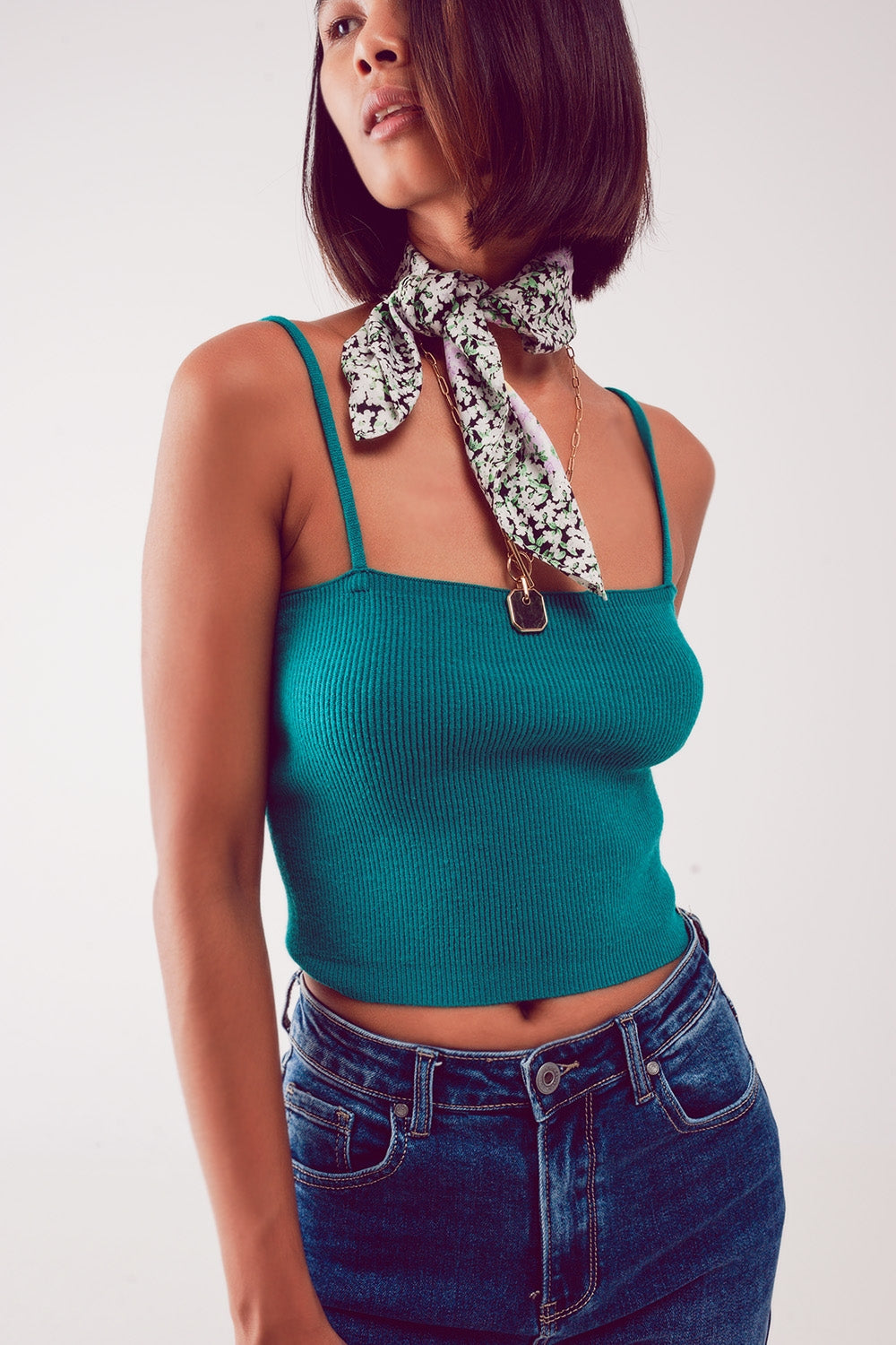 Knitted clean ribbed tank top in green - Jumpers