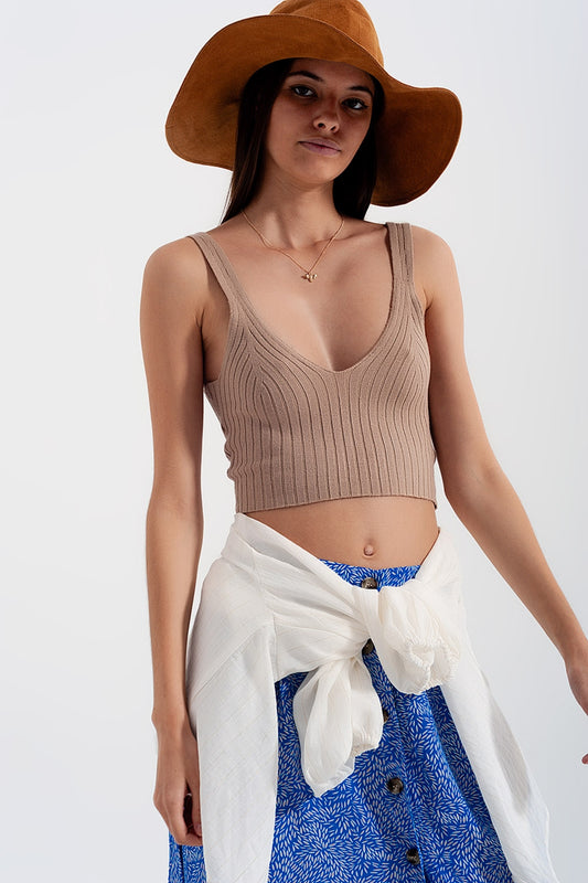 Knitted crop top in beige - Jumpers