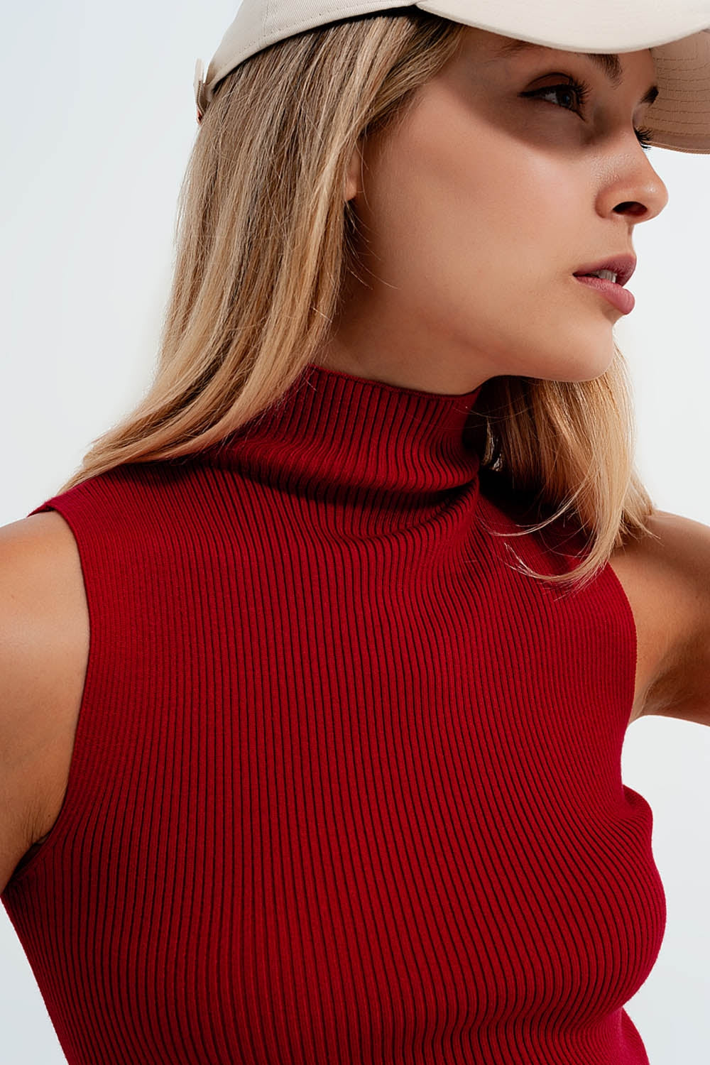 Knitted high neck top in red - Jumpers