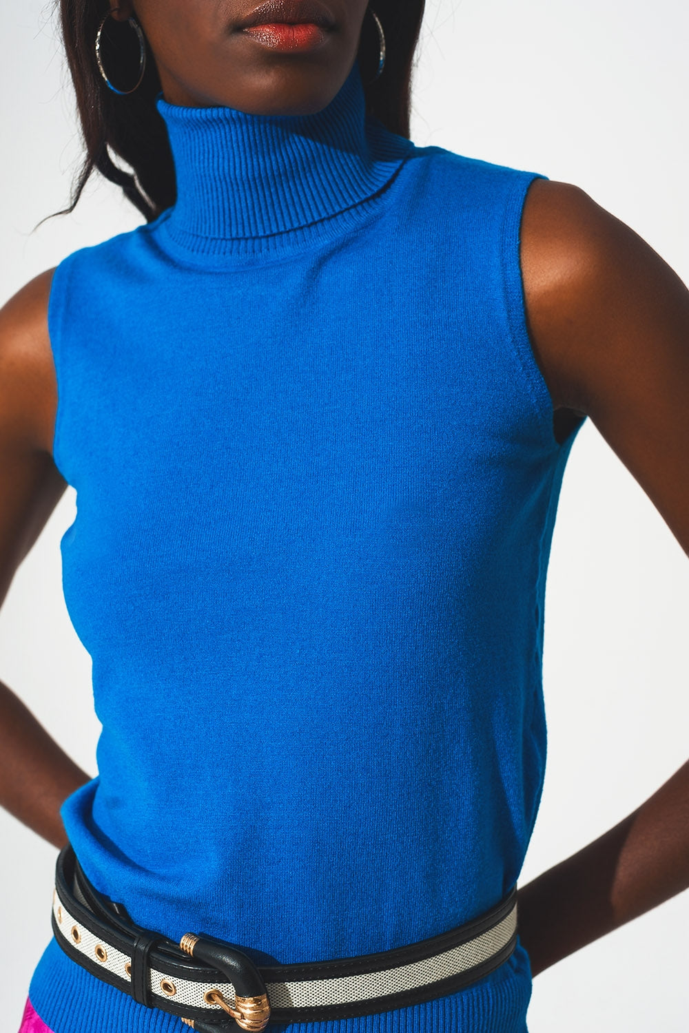 Knitted tank jumper in blue - Jumpers
