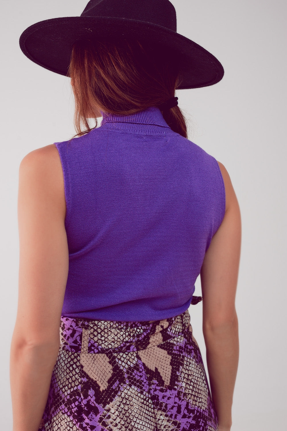 Knitted tank jumper in purple - Jumpers