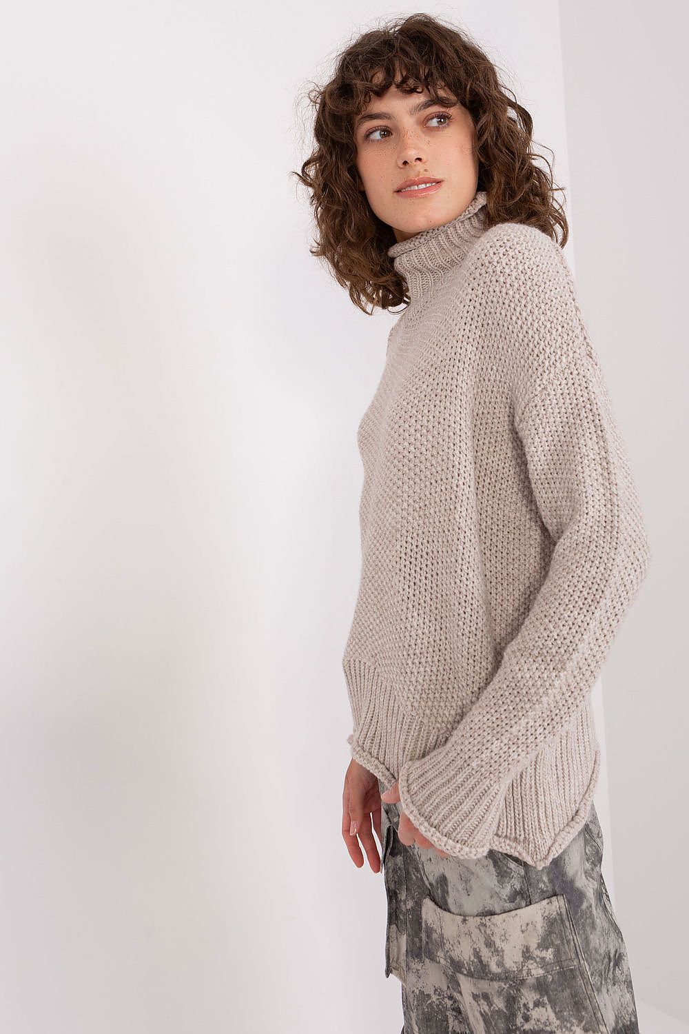 Ladies Casual Turtleneck Pullover Sweater - Sweaters