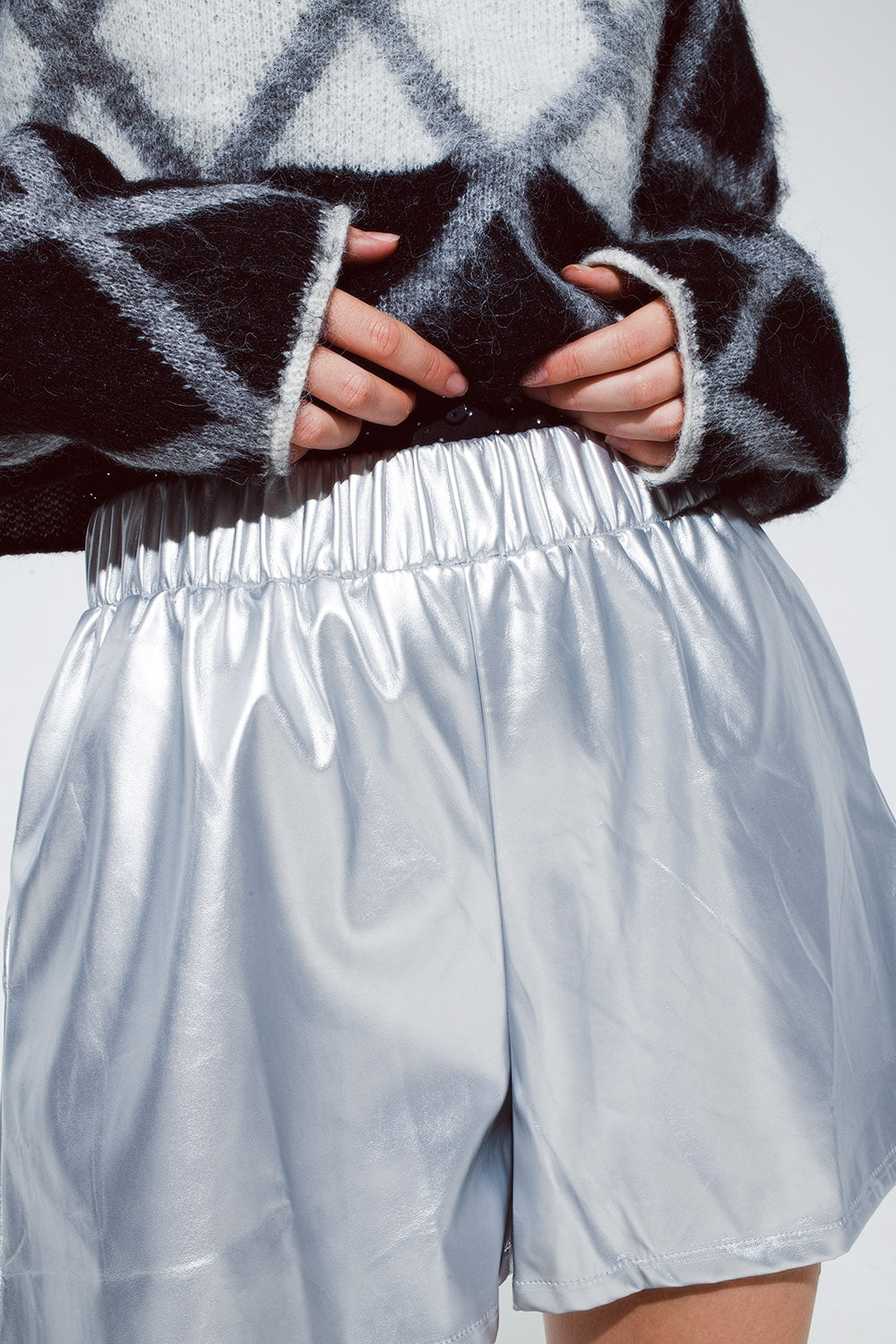 Leather silver metallic shorts - Trousers