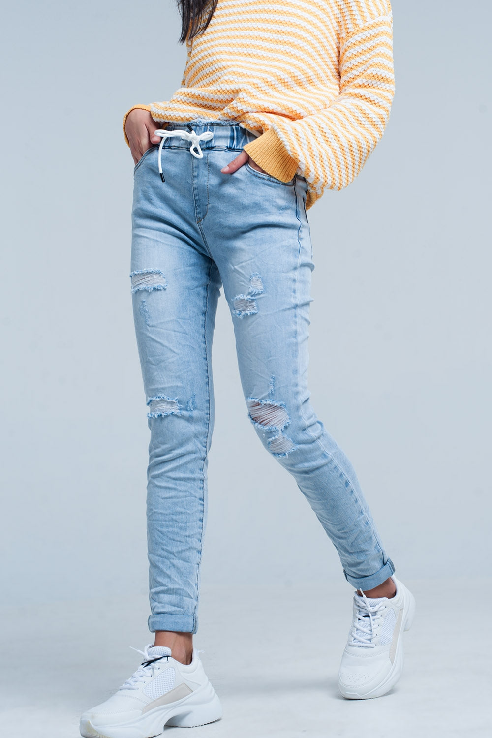 Light Wash Jogger with Drawstring Waistband - Jeans