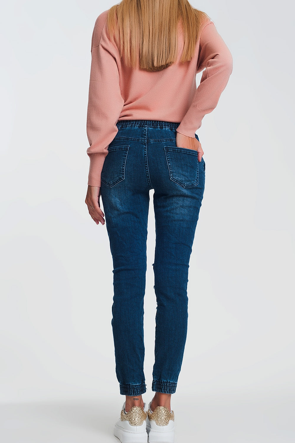 Lightweight jogger jeans in dark denim - Jeans