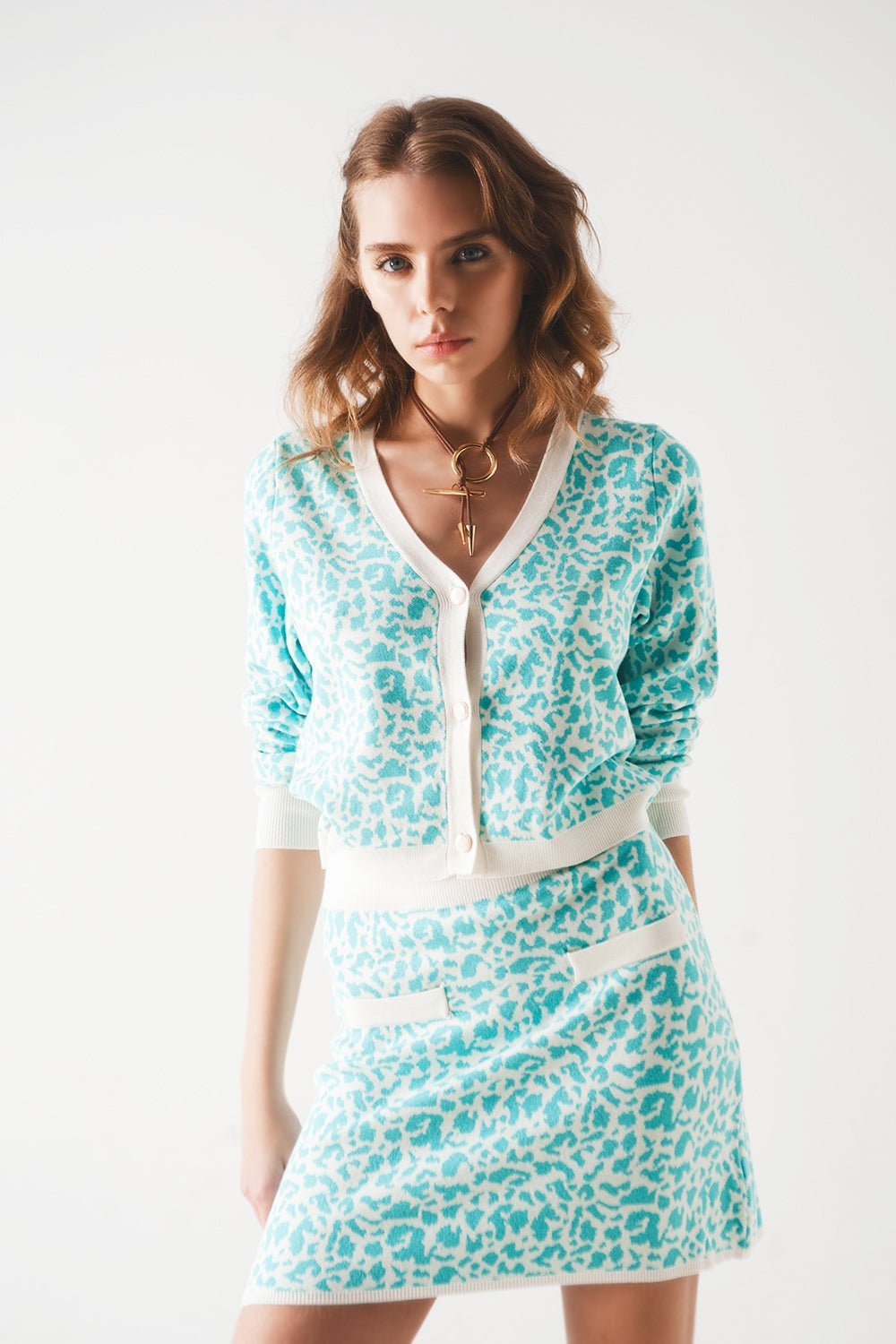 Lightweight knitted cardigan in turquoise animal print - Sweaters