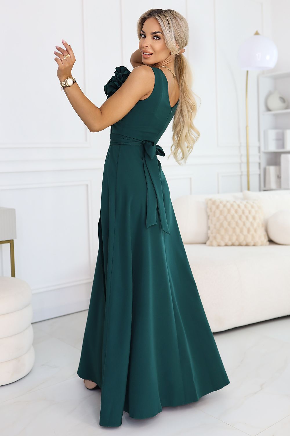 Numoco Elegant Long Dress with Floral Detail and Split - Dresses