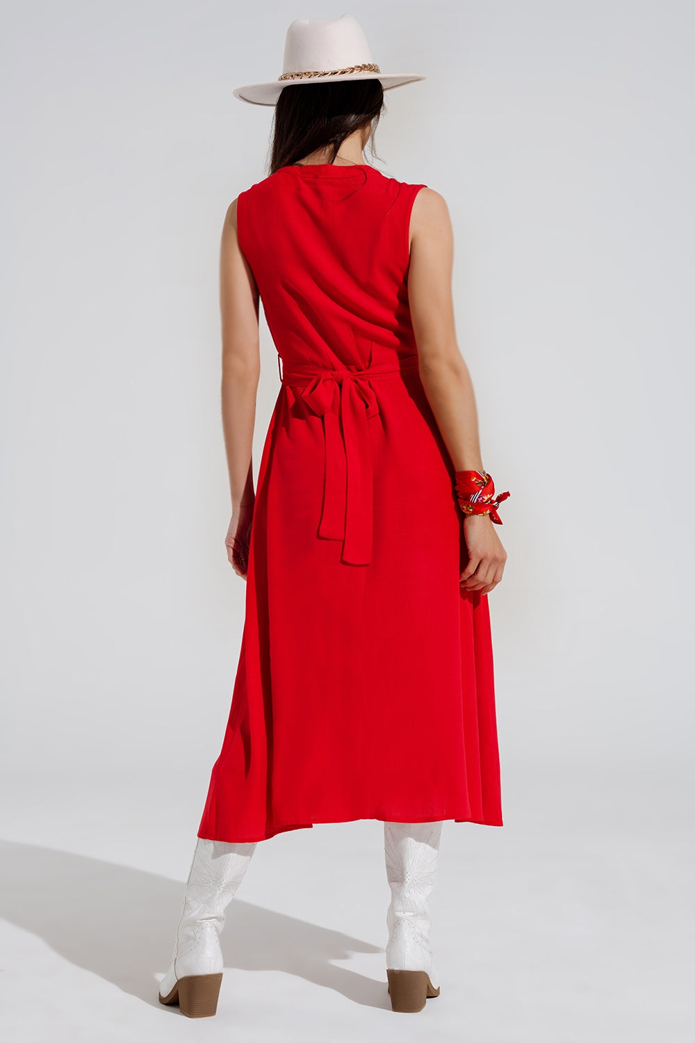 long red dress with ruffle and button detail - Dresses
