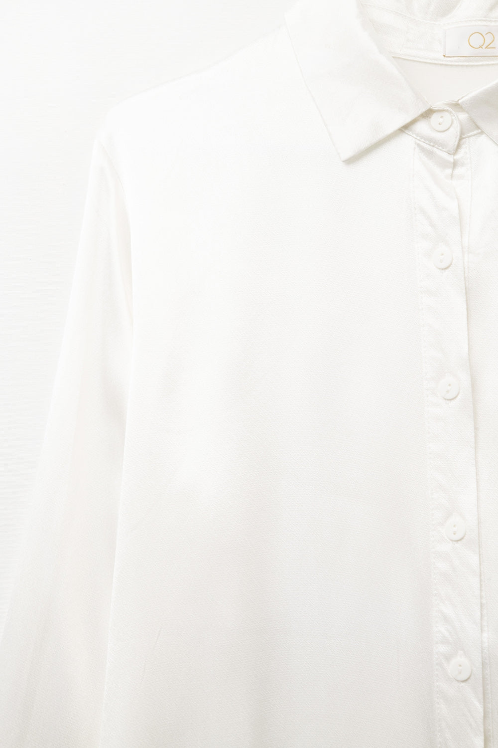 Long Sleeve Button Up satin Blouse With Polo Collar In white color - Shirts