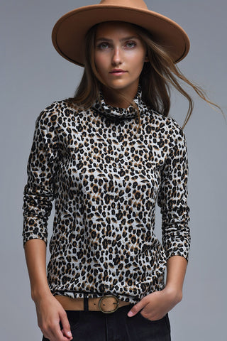 Long Sleeve Turtleneck Top in Brown Leopard Print