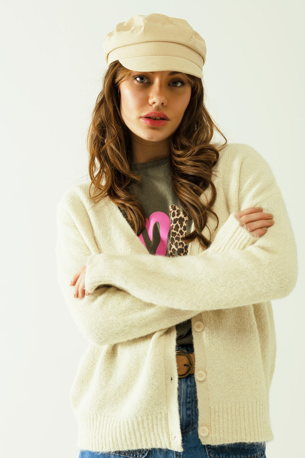 Long sleeves creme cardigan with front closure with buttons - Cardigans