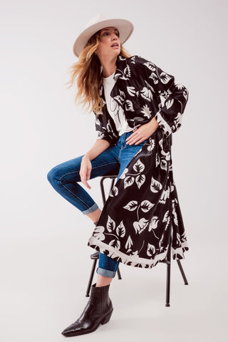 Longline printed blazer in black