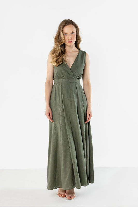 Awama Green Maxi Daydress with a V-neckline and flowing skirt for elegant summer style