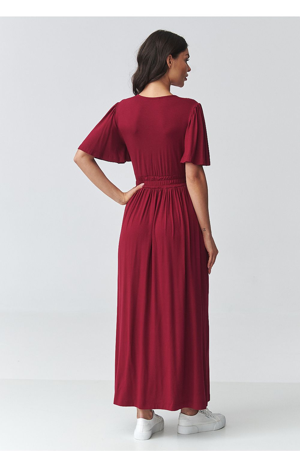 Makadamia Burgundy Maxi Dress with Short Sleeves and a Relaxed Fit for Stylish Summer Wear