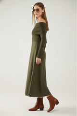 Robe Bardot maxi en maille kaki