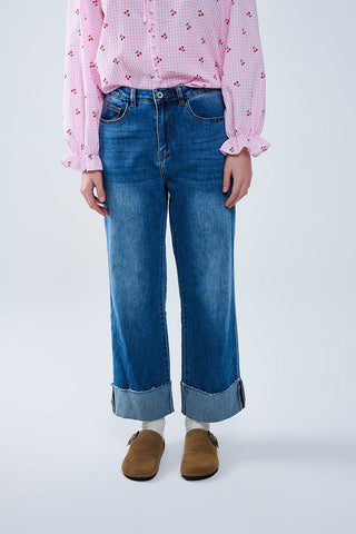 medium wash straight fit on cuffed hem jeans