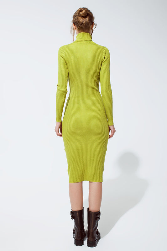 MIDI dress in green with turtle neck - Dresses