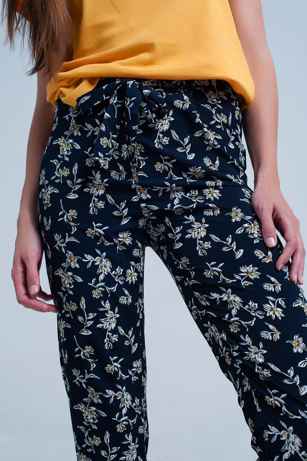 Navy floral pants with a belt - Trousers