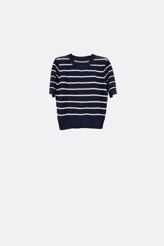 Pull en maille ajourée bleu marine à manches courtes et rayures blanches
