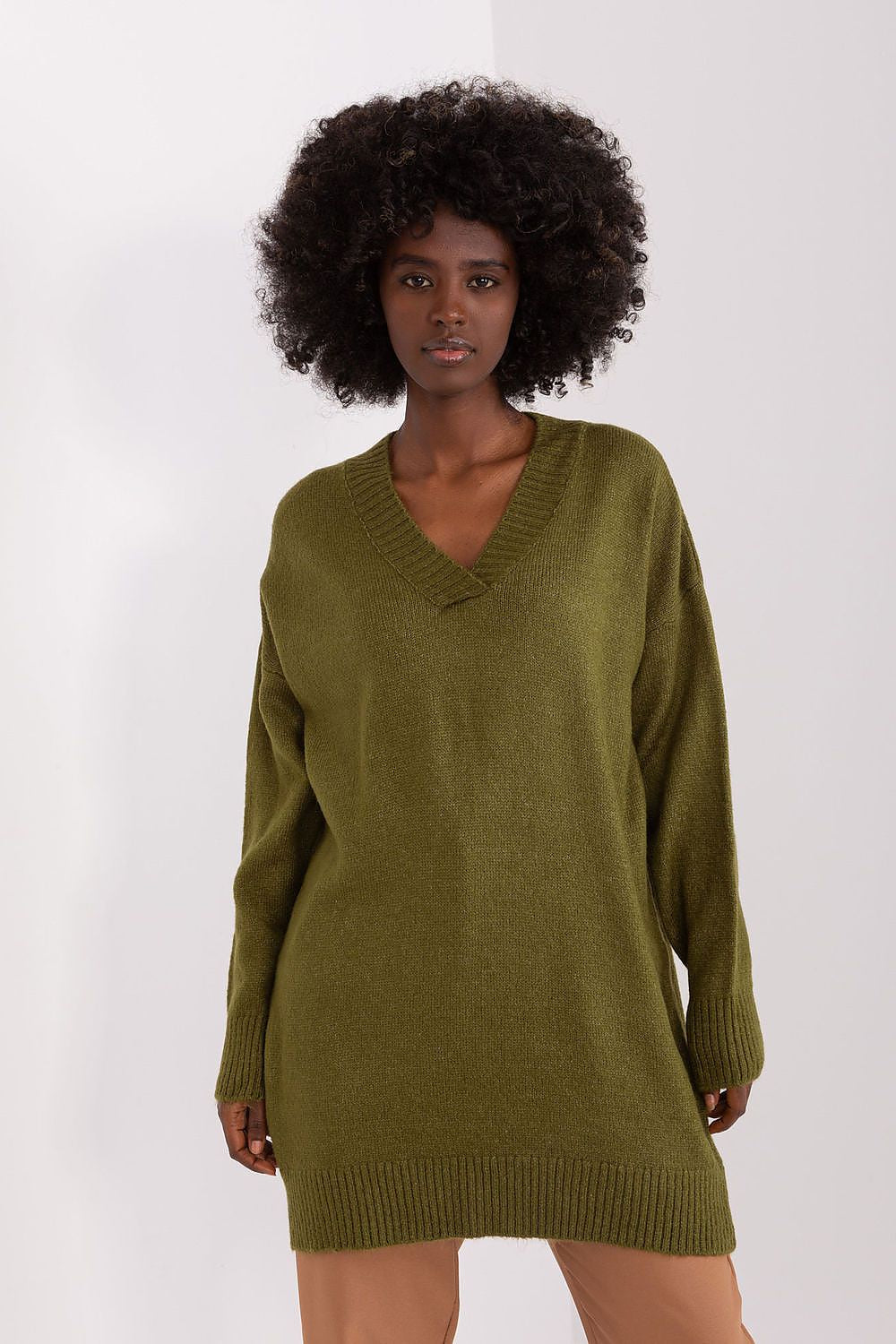 Pull col V vert olive Badu pour femme
