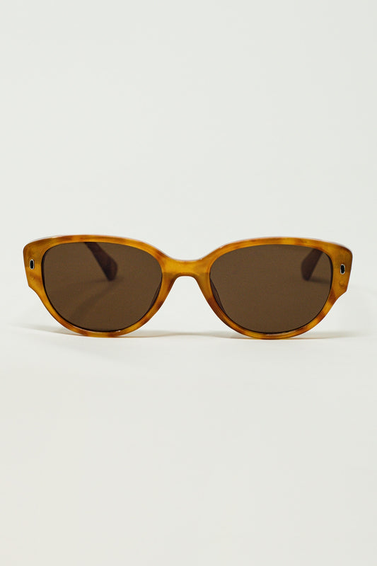 Oval Sunglasses In Light Yellowish Tortoise Shell - Sunglasses
