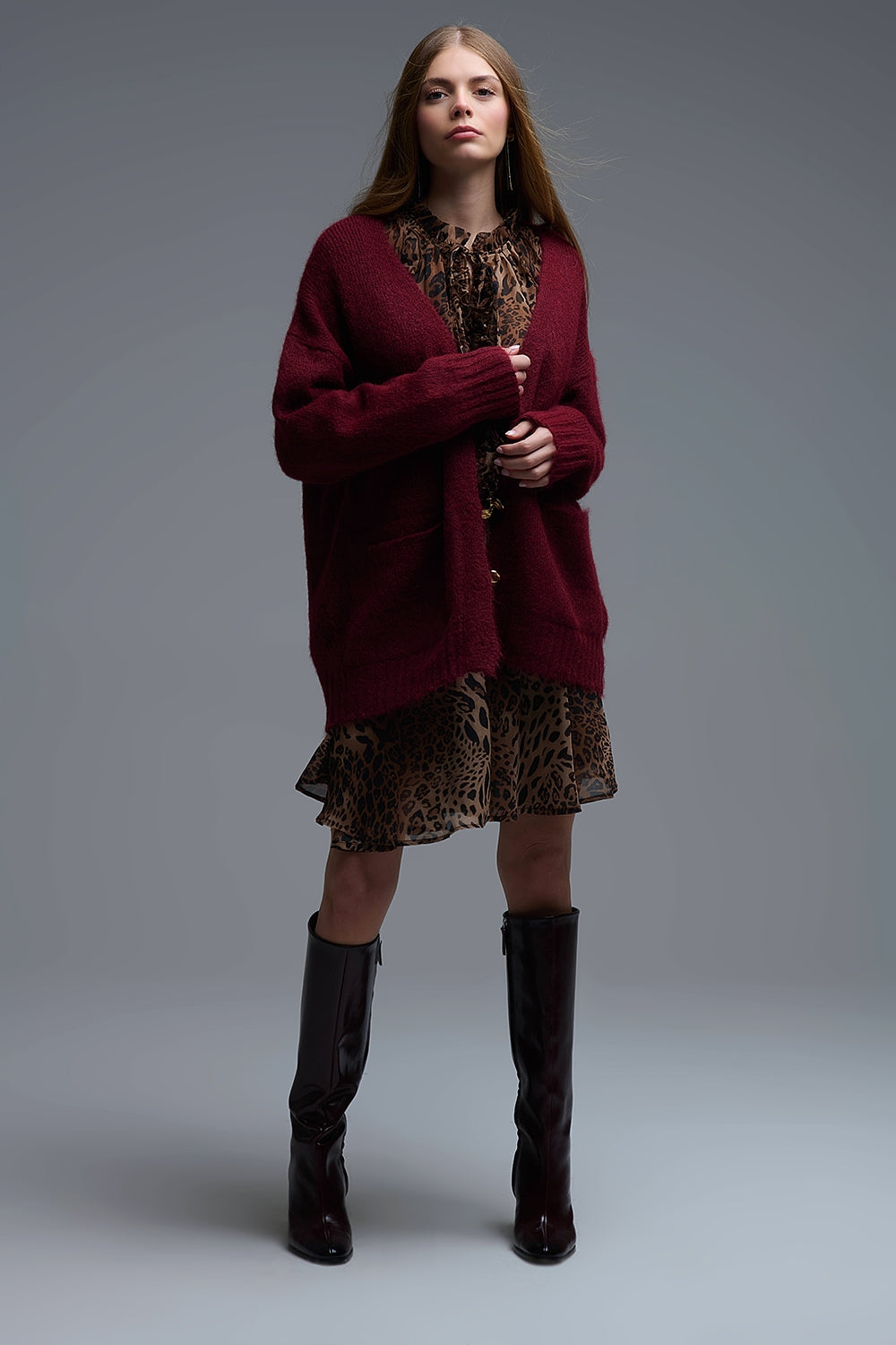 Oversized Cardigan in burgundy with gold buttons and pockets - Sweaters