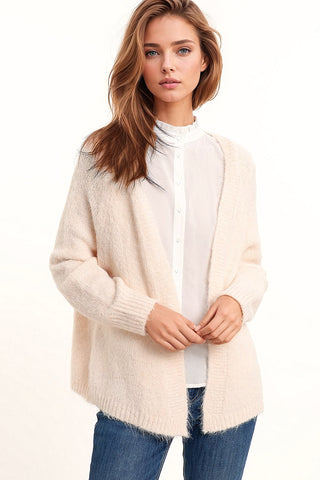 Oversized fluffy knit open cardigan in white with rib at them and cuffs