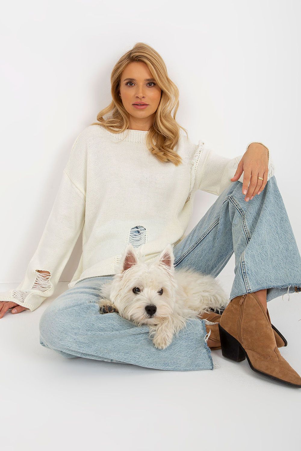 Badu Oversized Knitted Jumper Wide Sleeves beige one-size-fits-all - Sweaters