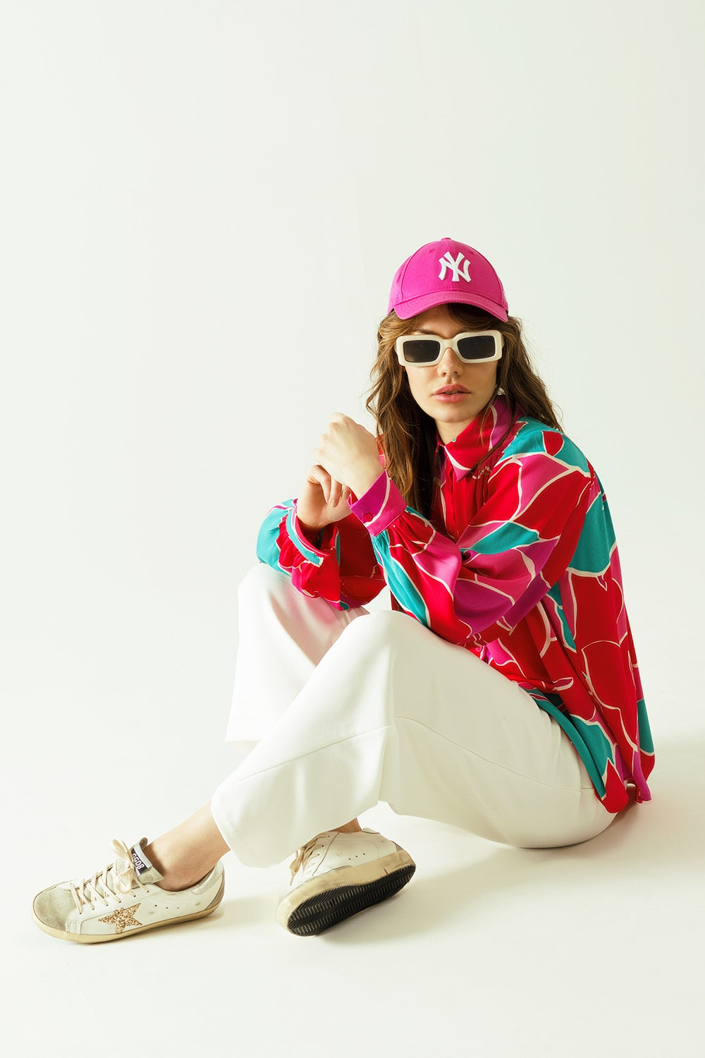 Satin Oversized shirt with floral designs and button closure - Shirts