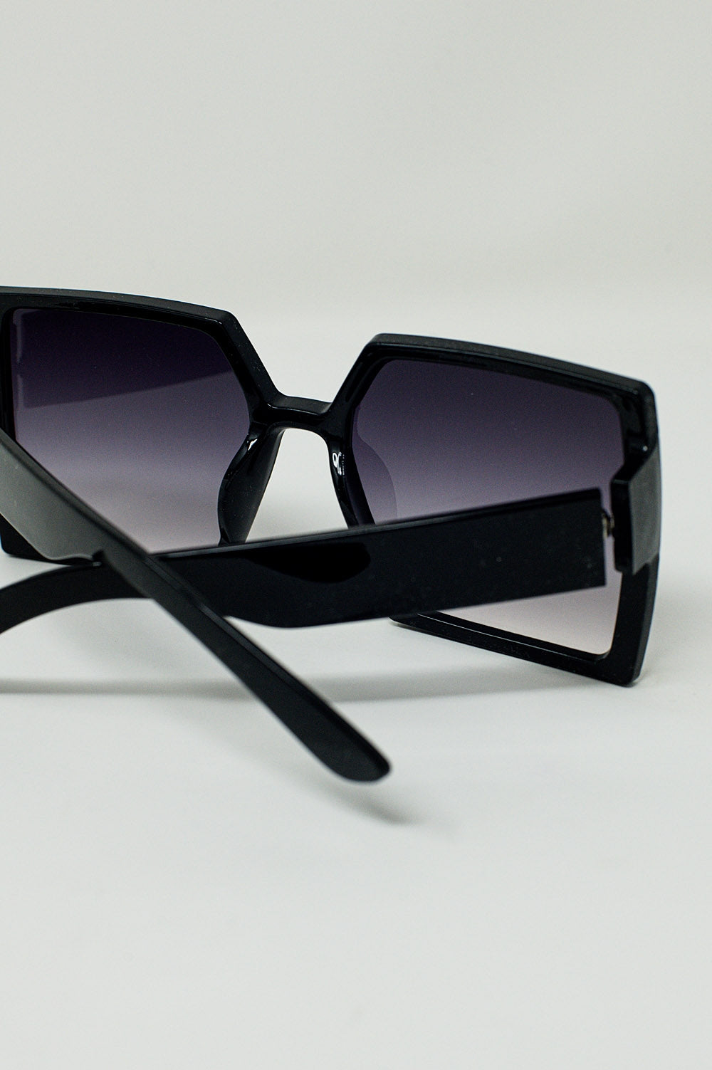 Oversized Square Sunglasses In Black - Sunglasses