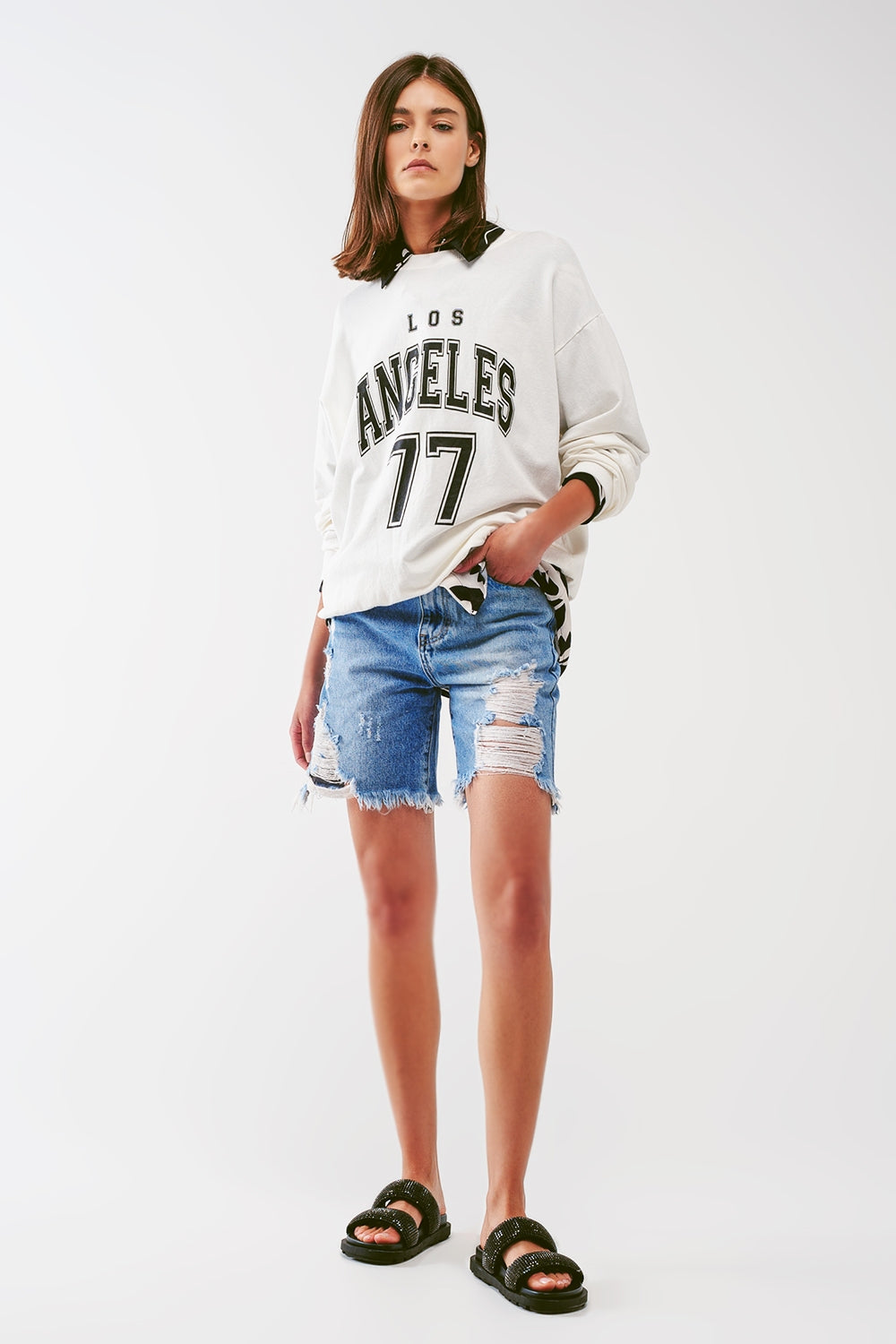 Oversized Sweat with Los Angeles Text in White - Jumpers