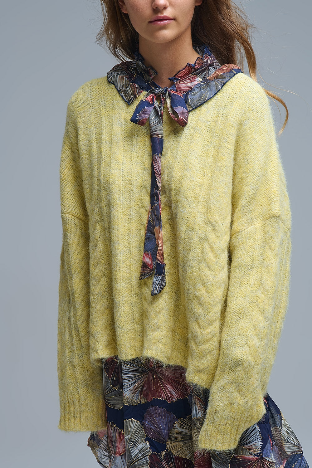 Crew Neck thin cable knit sweater in yellow - Sweaters