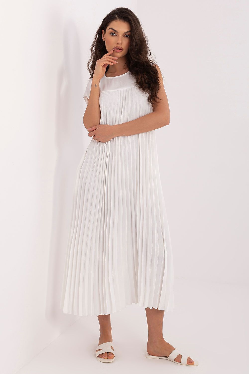 Rue Paris Pleated Daydress in Vibrant Colors beige one-size-fits-all - Dresses